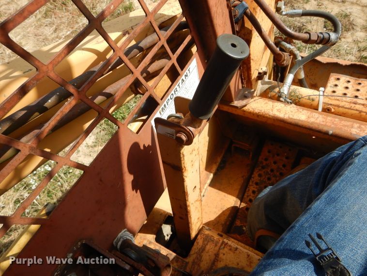 image for item DH6181 1988 Case 1835C skid steer