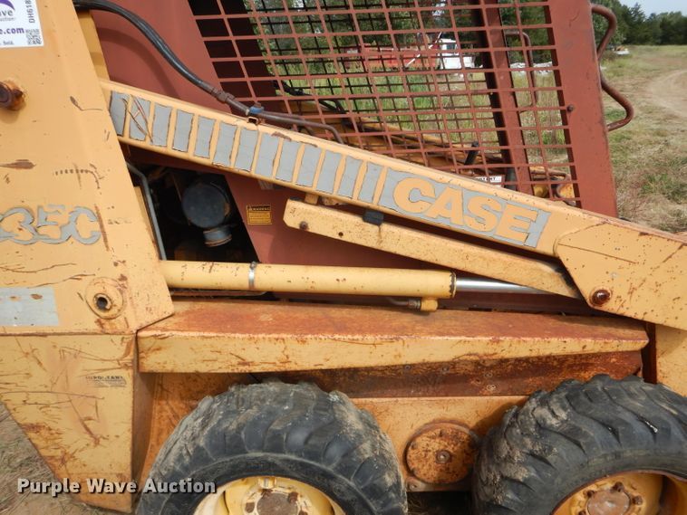 image for item DH6181 1988 Case 1835C skid steer
