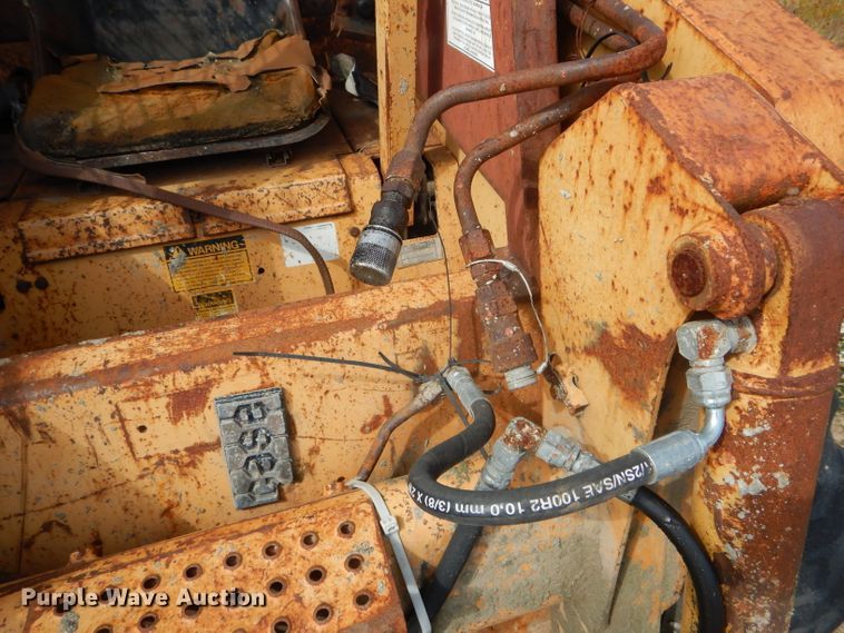 image for item DH6181 1988 Case 1835C skid steer