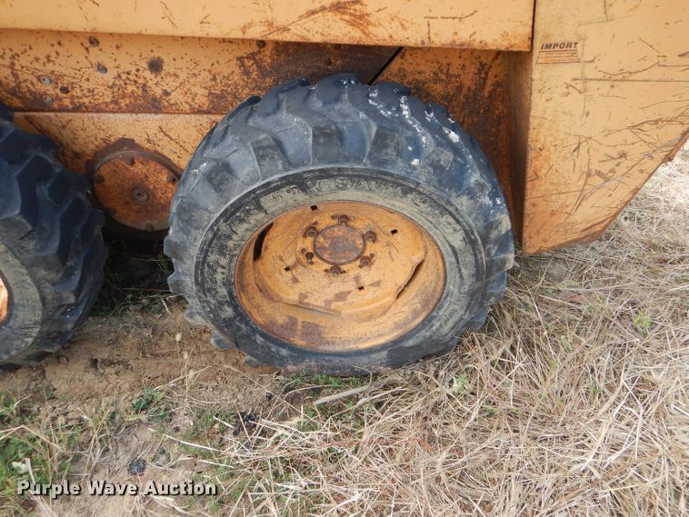 image for item DH6181 1988 Case 1835C skid steer