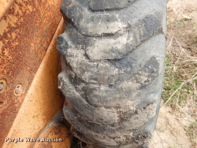 image for item DH6181 1988 Case 1835C skid steer