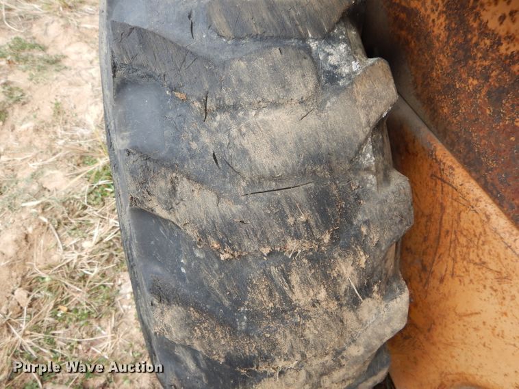 image for item DH6181 1988 Case 1835C skid steer