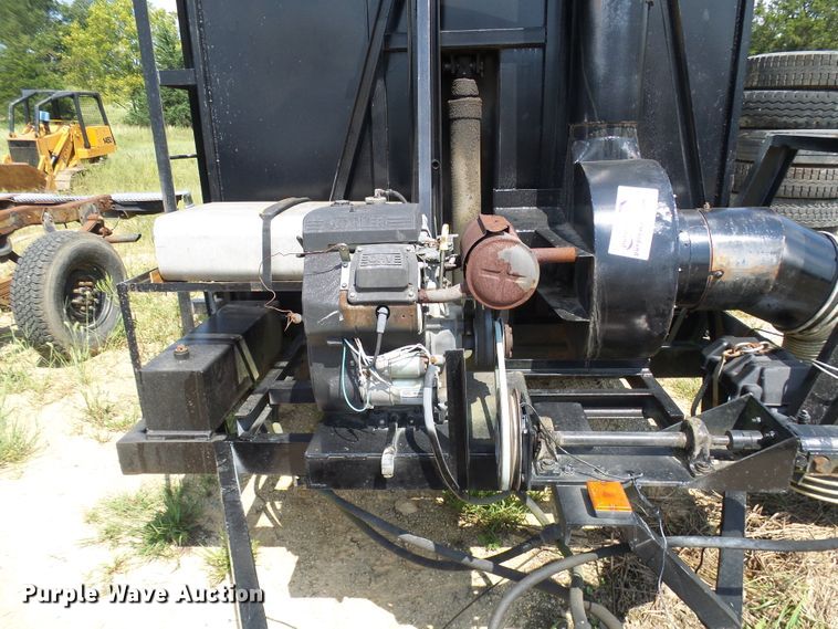 image for item DI0662 2004 shop built enclosed utility trailer