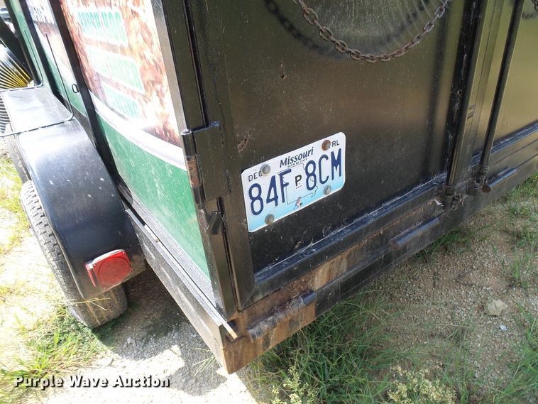 image for item DI0662 2004 shop built enclosed utility trailer