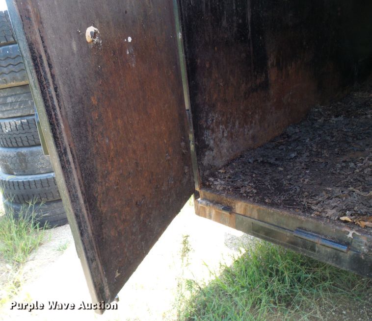 image for item DI0662 2004 shop built enclosed utility trailer