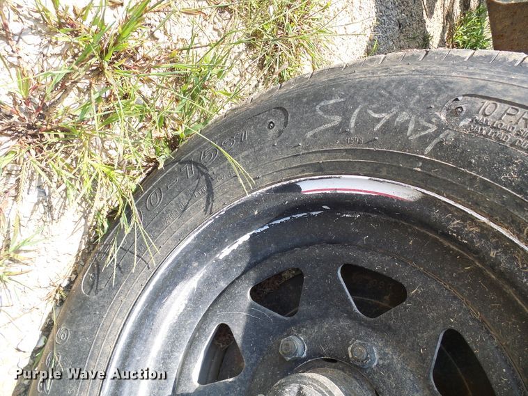 image for item DI0662 2004 shop built enclosed utility trailer