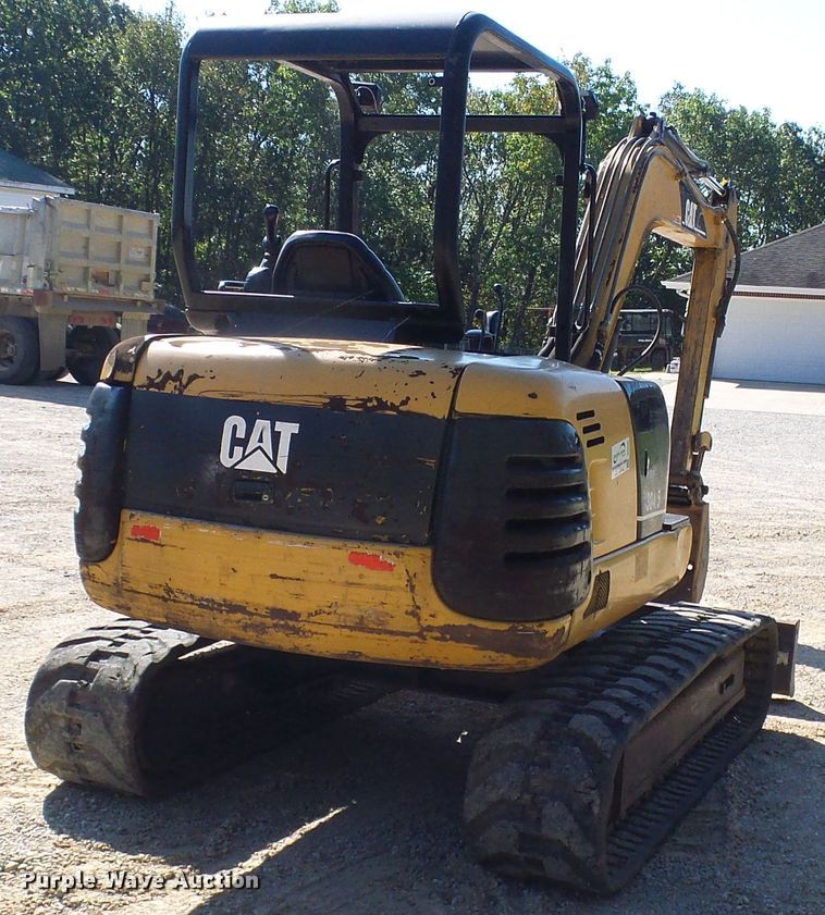 image for item DI0686 2002 Caterpillar 304.5 mini excavator