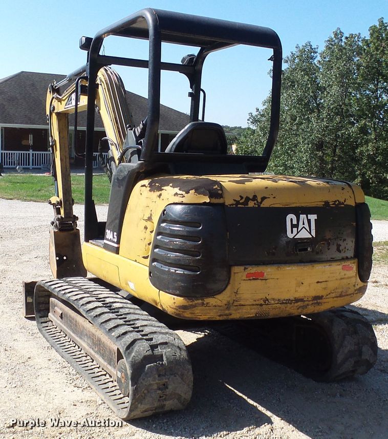 image for item DI0686 2002 Caterpillar 304.5 mini excavator