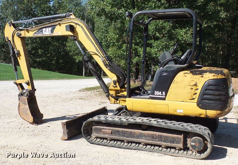 image for item DI0686 2002 Caterpillar 304.5 mini excavator