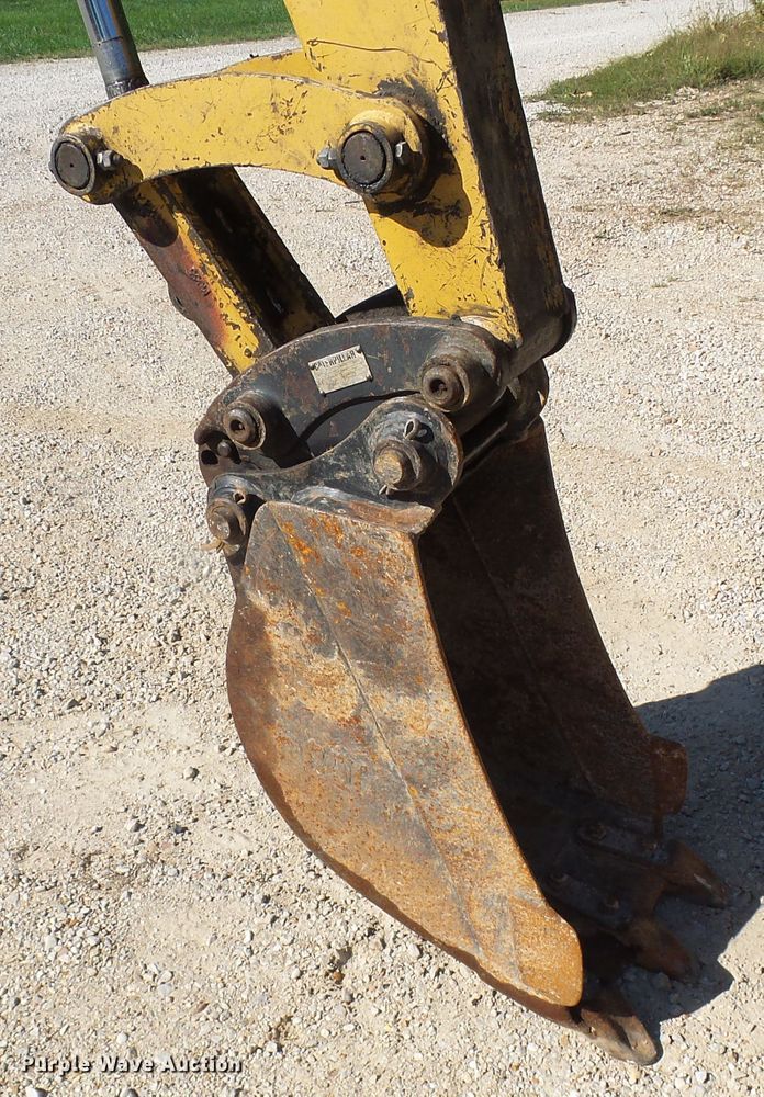 image for item DI0686 2002 Caterpillar 304.5 mini excavator