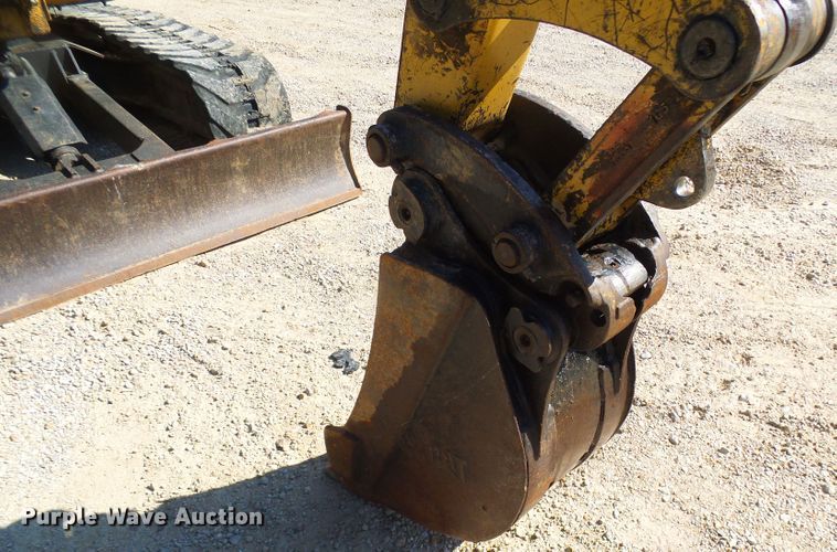 image for item DI0686 2002 Caterpillar 304.5 mini excavator