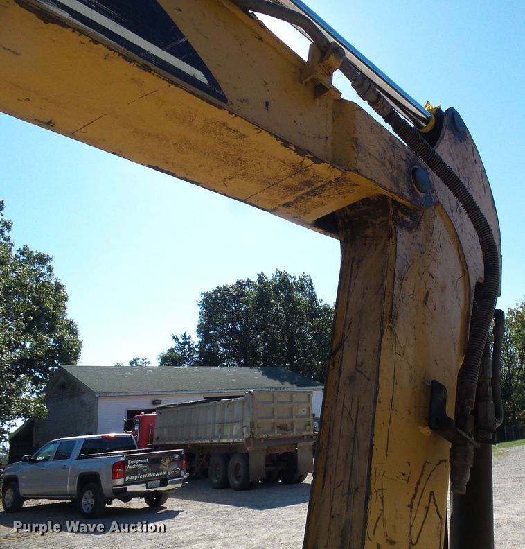 image for item DI0686 2002 Caterpillar 304.5 mini excavator