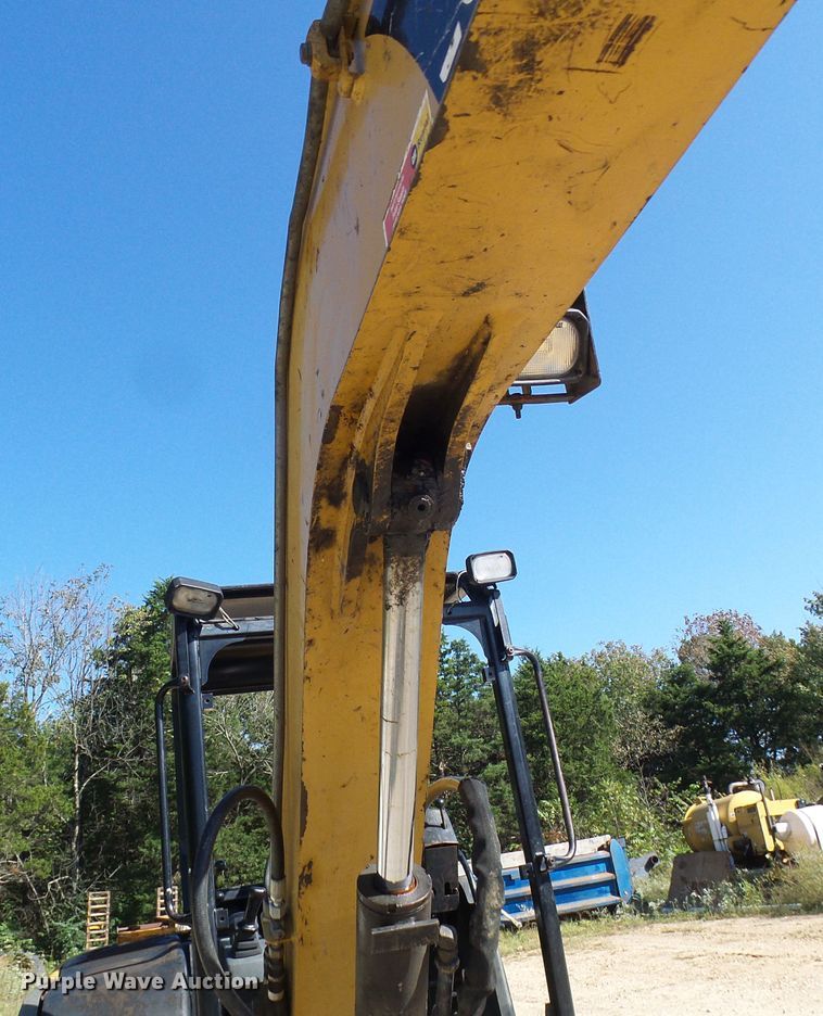 image for item DI0686 2002 Caterpillar 304.5 mini excavator