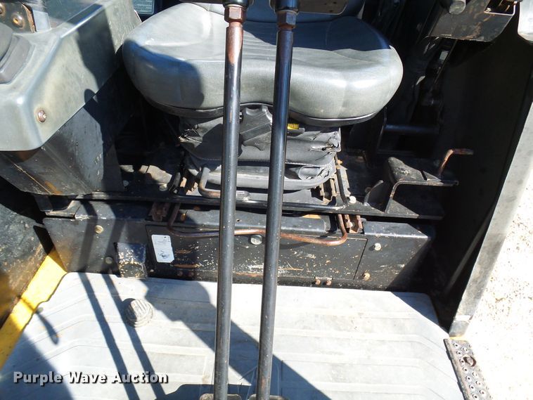 image for item DI0686 2002 Caterpillar 304.5 mini excavator