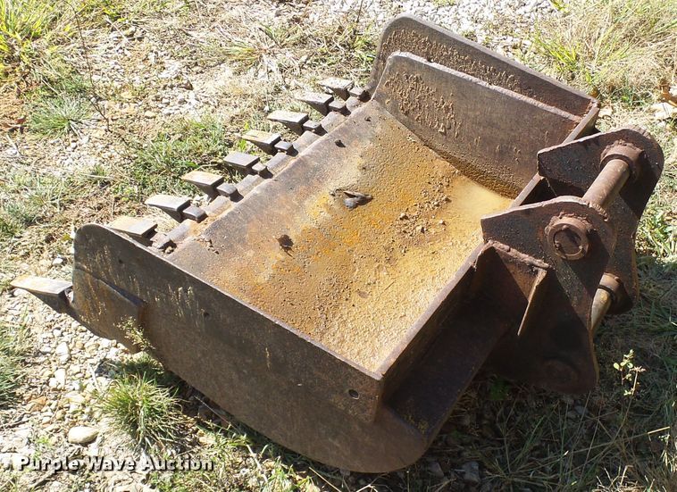 image for item DI0686 2002 Caterpillar 304.5 mini excavator