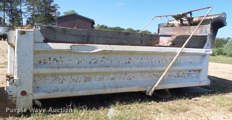 image for item DI0687 Dump bed