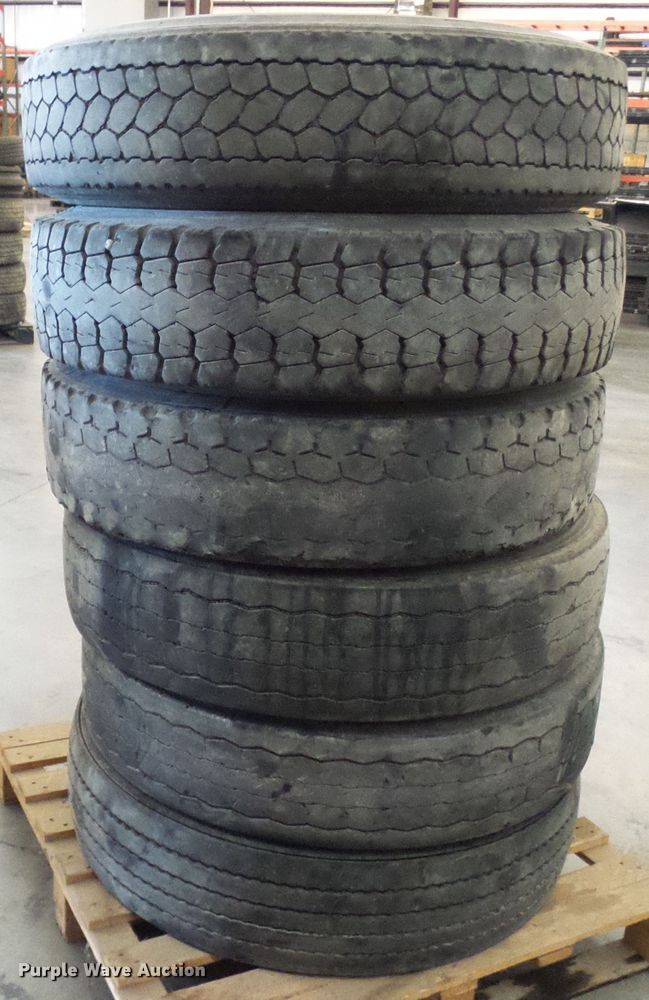 image for item DI0693 Tires and wheels