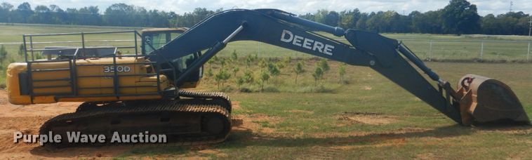 image for item DI2325 2007 John Deere 350D LC excavator
