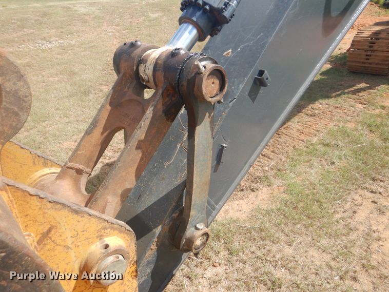 image for item DI2325 2007 John Deere 350D LC excavator