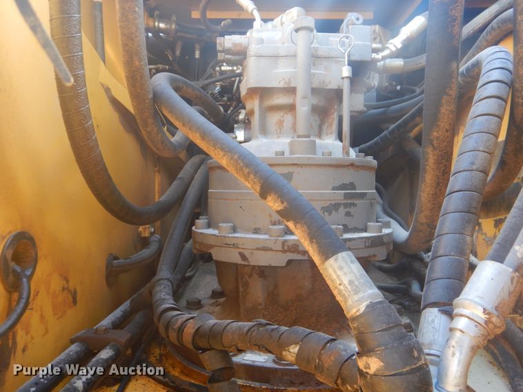 image for item DI2325 2007 John Deere 350D LC excavator