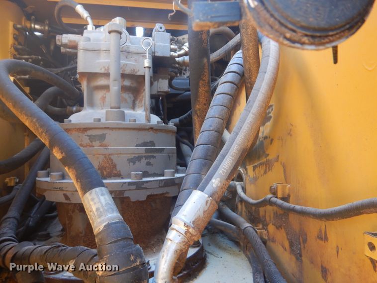 image for item DI2325 2007 John Deere 350D LC excavator