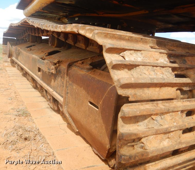 image for item DI2325 2007 John Deere 350D LC excavator