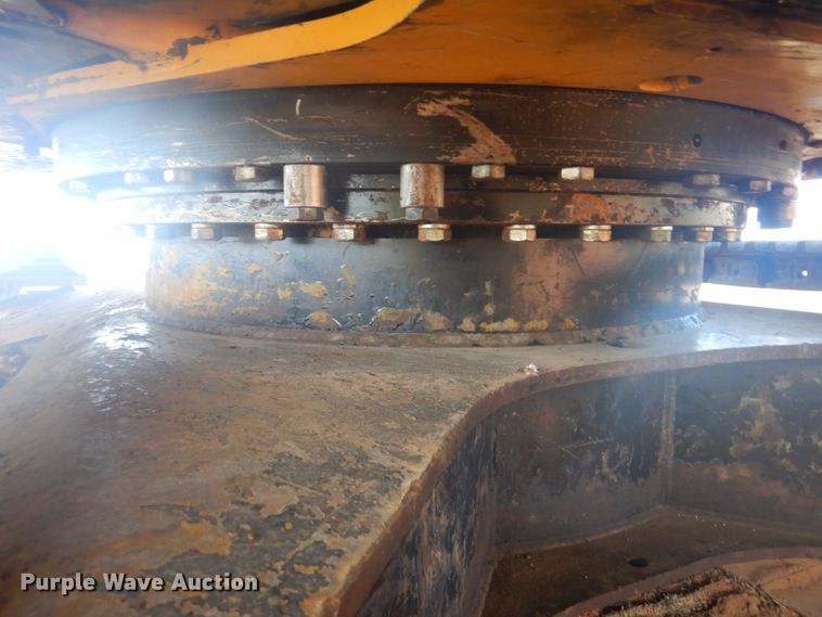 image for item DI2325 2007 John Deere 350D LC excavator