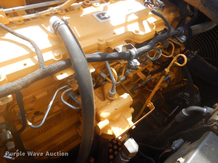 image for item DI2325 2007 John Deere 350D LC excavator