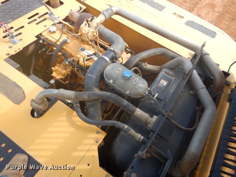 image for item DI2325 2007 John Deere 350D LC excavator