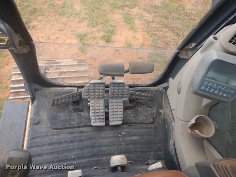 image for item DI2325 2007 John Deere 350D LC excavator