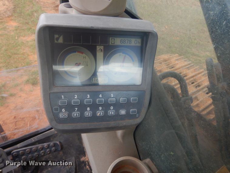 image for item DI2325 2007 John Deere 350D LC excavator