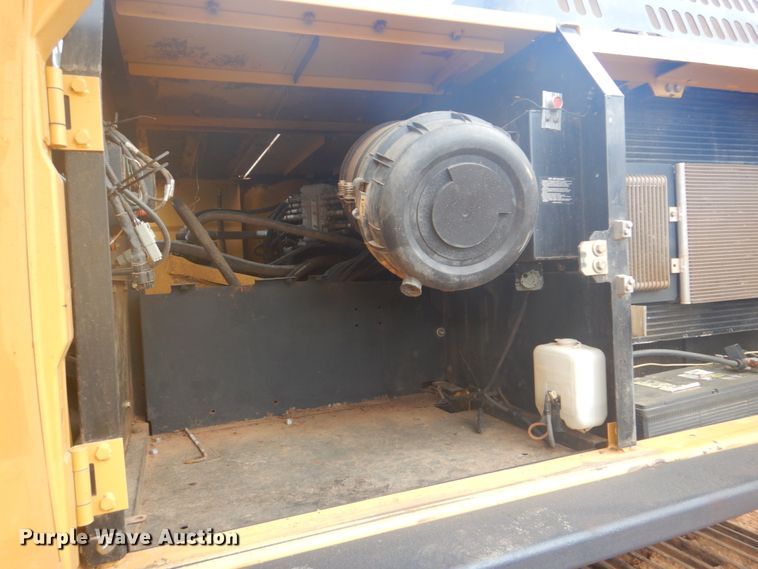 image for item DI2325 2007 John Deere 350D LC excavator