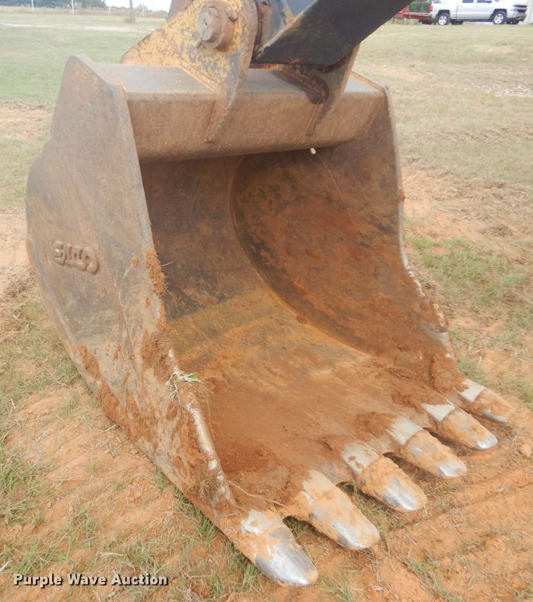 image for item DI2325 2007 John Deere 350D LC excavator