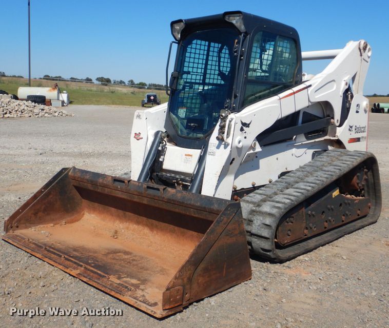 image for item DI2348 2015 Bobcat T870 skid steer