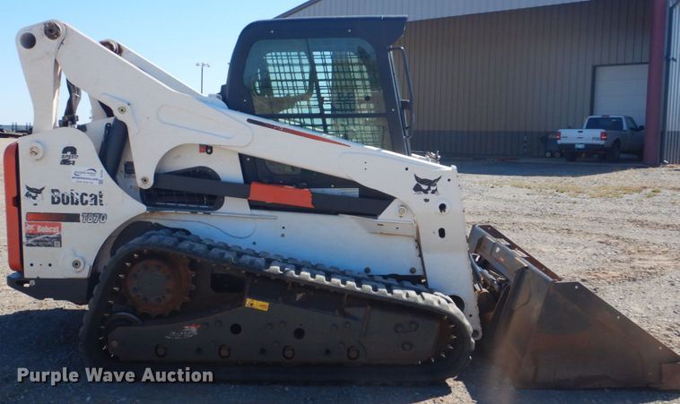image for item DI2348 2015 Bobcat T870 skid steer