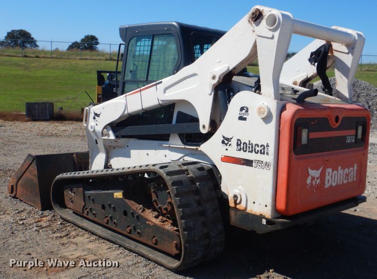 image for item DI2348 2015 Bobcat T870 skid steer