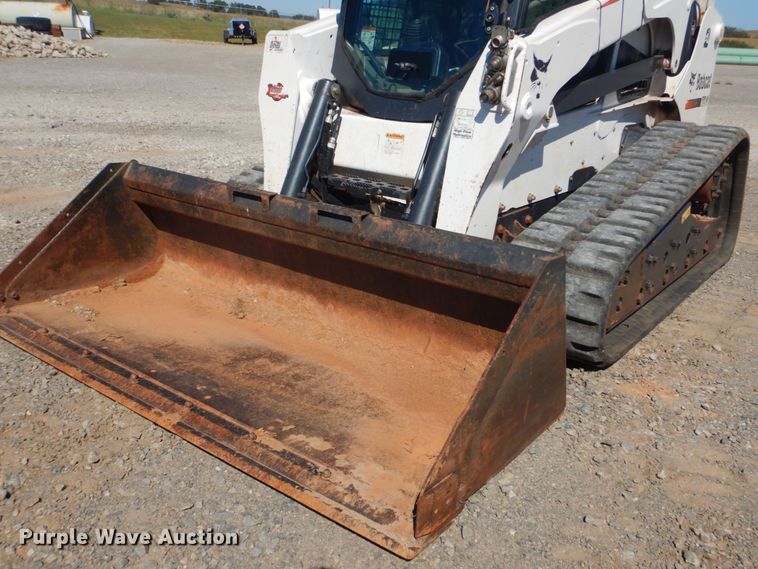 image for item DI2348 2015 Bobcat T870 skid steer