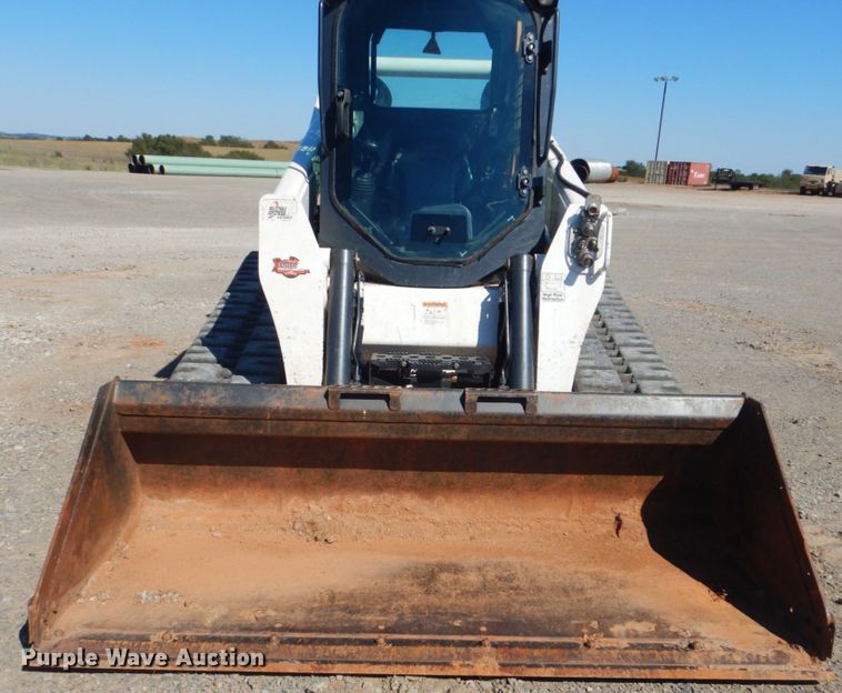 image for item DI2348 2015 Bobcat T870 skid steer