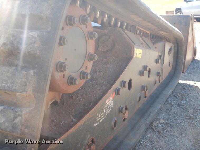 image for item DI2348 2015 Bobcat T870 skid steer