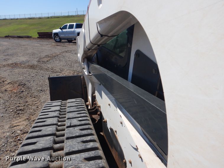 image for item DI2348 2015 Bobcat T870 skid steer