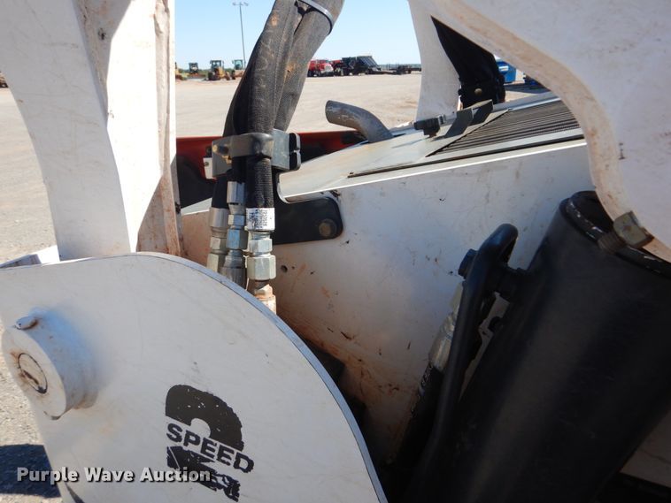 image for item DI2348 2015 Bobcat T870 skid steer