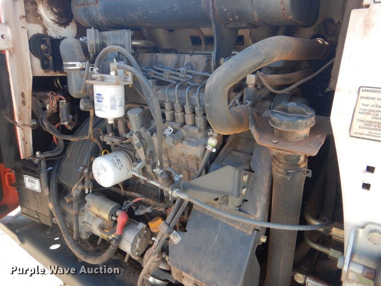 image for item DI2348 2015 Bobcat T870 skid steer