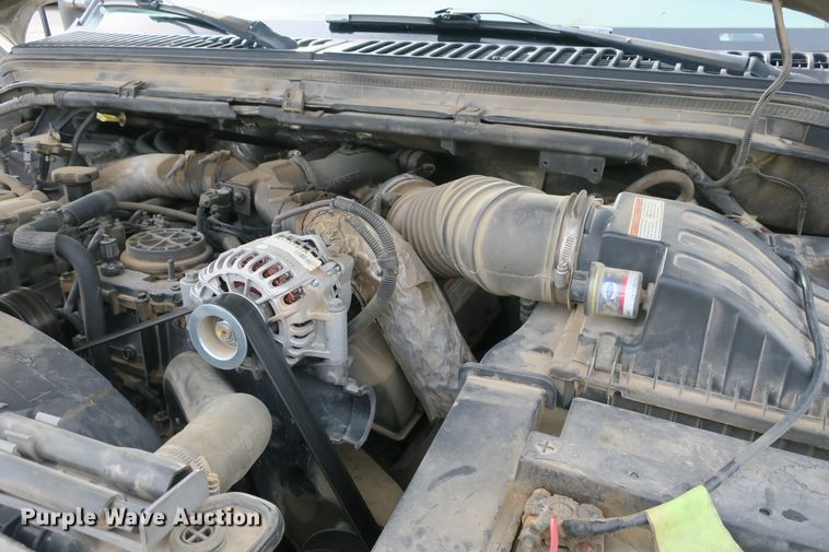 image for item EA9391 2001 Ford F450 Super Duty flatbed truck