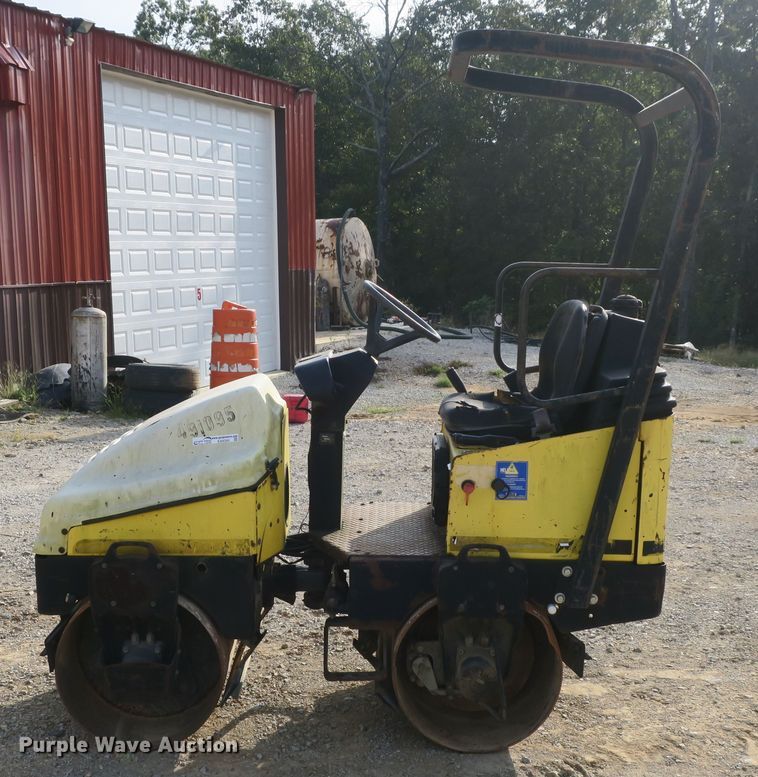 image for item EA9395 Wacker RD11A double drum vibratory roller