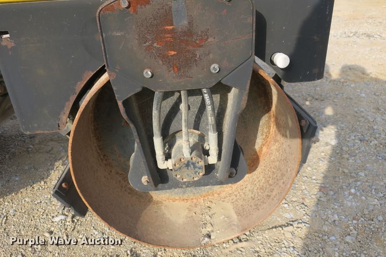 image for item EA9395 Wacker RD11A double drum vibratory roller