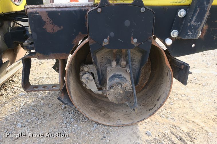 image for item EA9395 Wacker RD11A double drum vibratory roller
