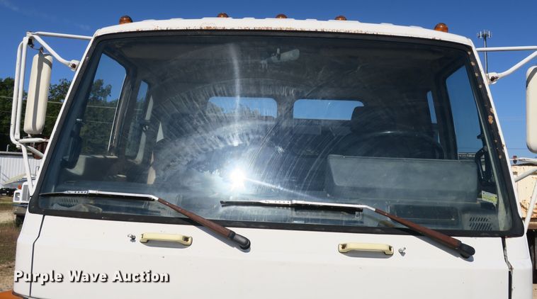 image for item EA9396 1986 Chevrolet Tiltmaster flatbed truck