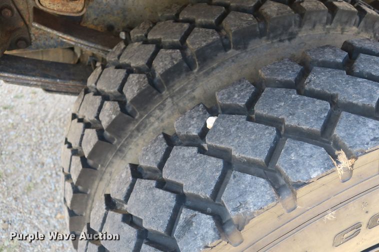 image for item EA9396 1986 Chevrolet Tiltmaster flatbed truck