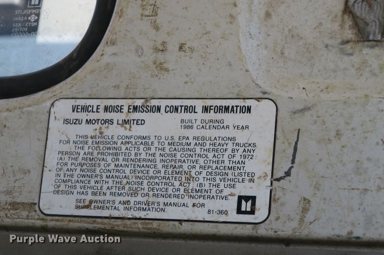 image for item EA9396 1986 Chevrolet Tiltmaster flatbed truck