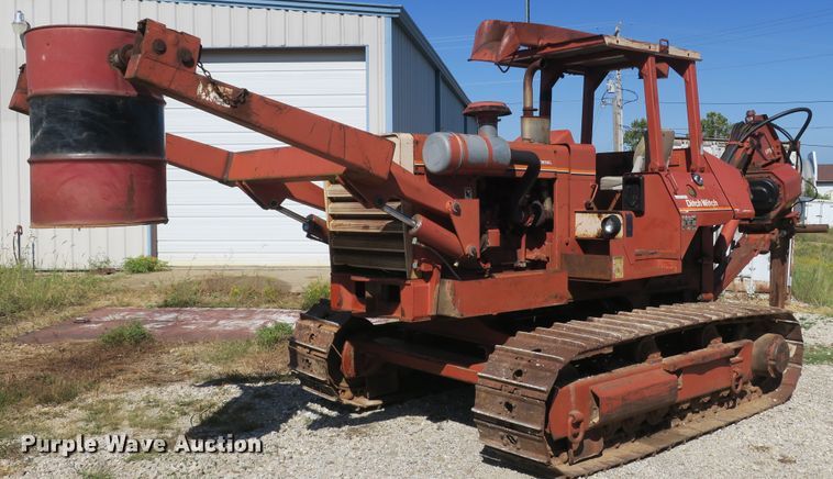 image for item EA9397 Ditch Witch HT100JD cable plow